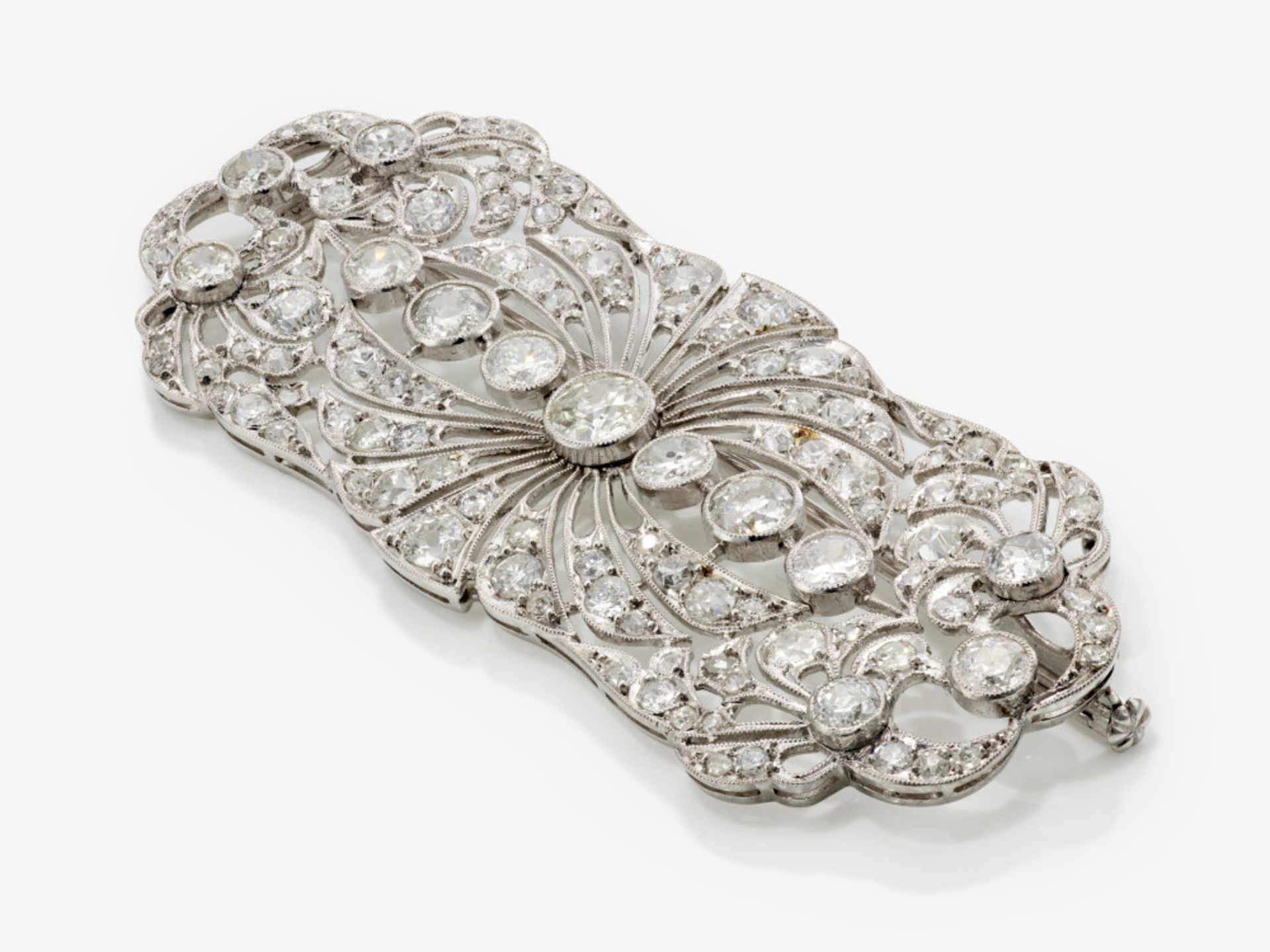 A historical Plaqué brooch decorated with diamonds - England, 1920s  - Image 2 of 2