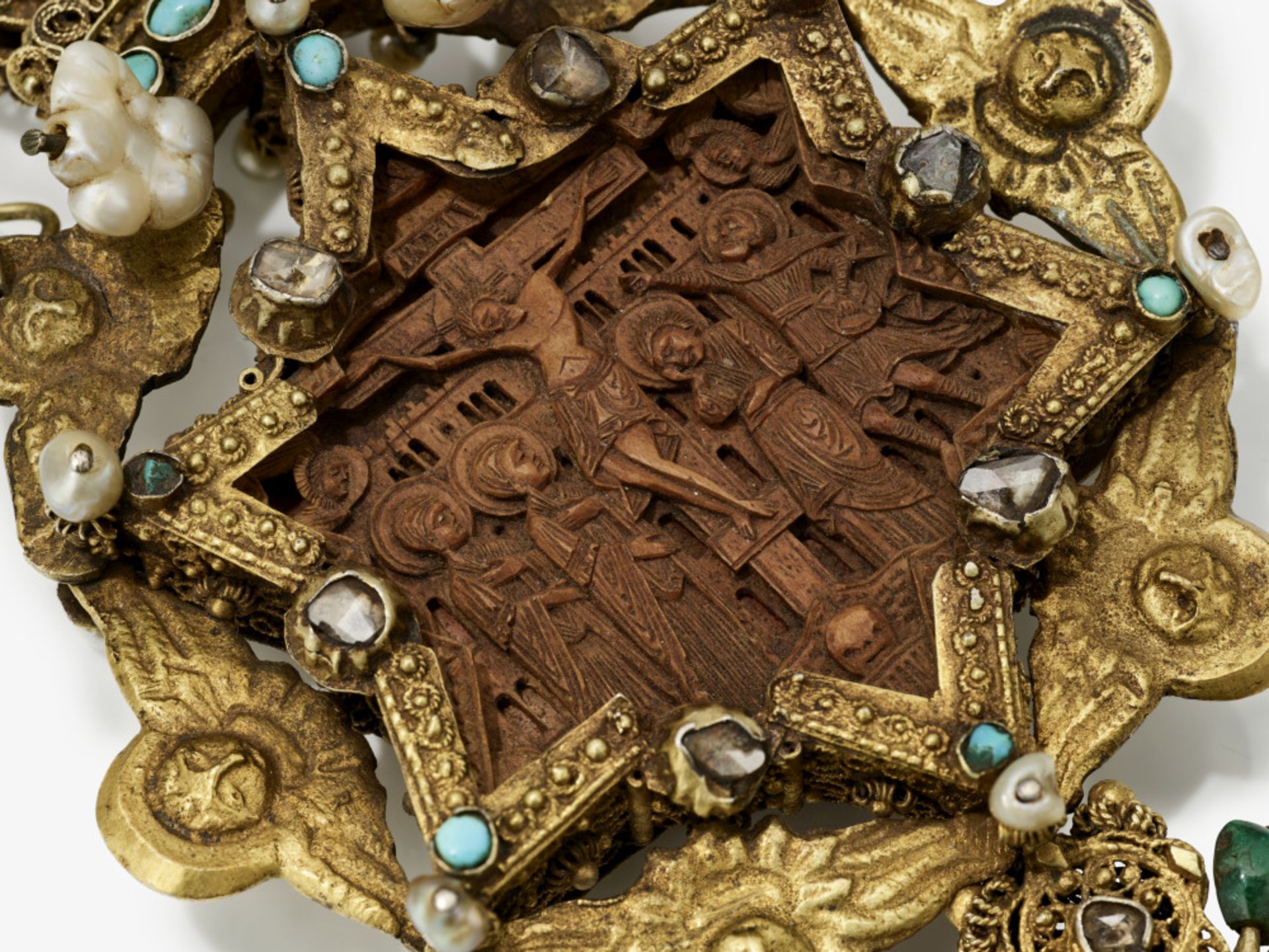 A pectoral pendant with necklace - Carving: probably Berg Athos, 18th century  - Image 6 of 7