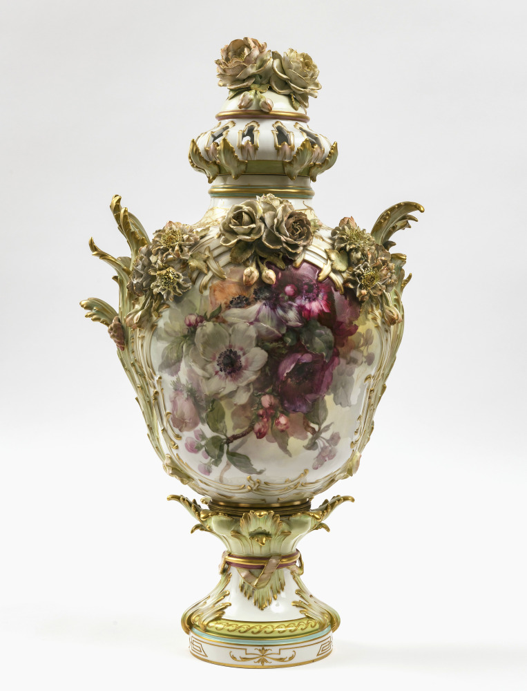 A potpourri vase - KPM Berlin, circa 1900