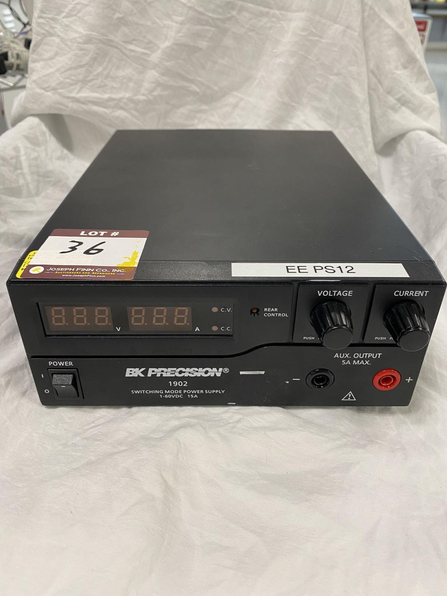 (1) BK Precision 1902 Switching Mode Power Supply