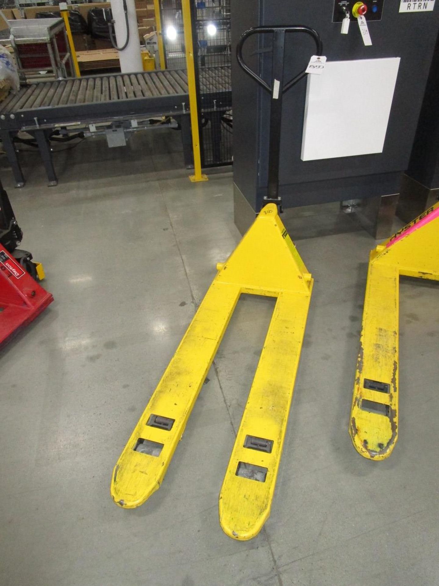 (5) Pallet Jacks (Tags 850, 857-860) | Rig Fee: No Charge