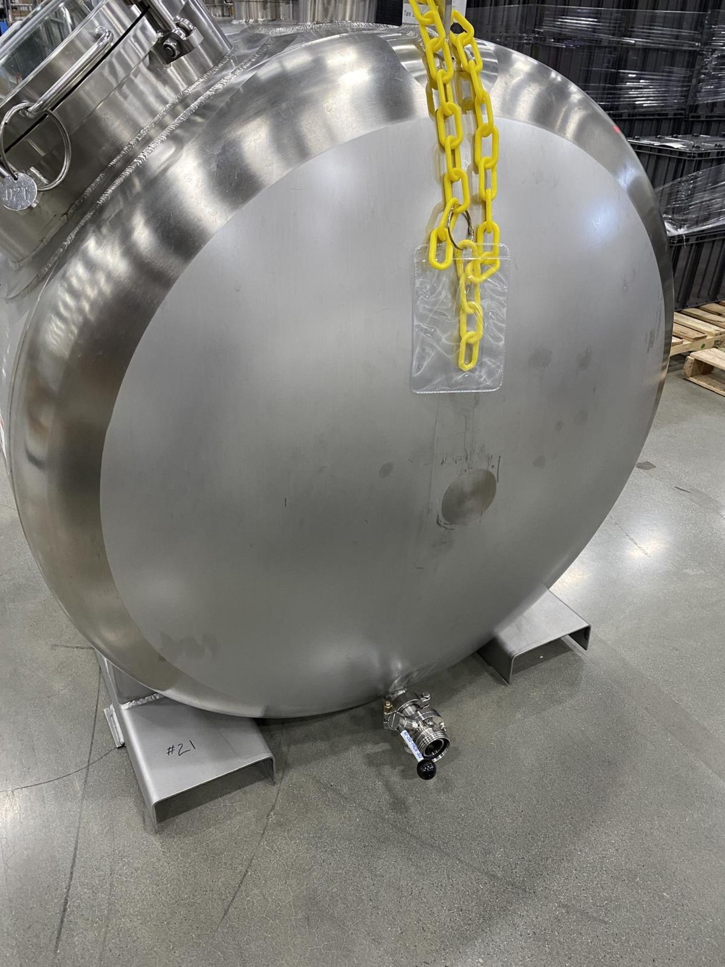 2020 A&B Process Systems 1,000 L Agitated Stainless Steel (316L) Skid Mounted Tank, Rig Fee: $200 - Image 8 of 8