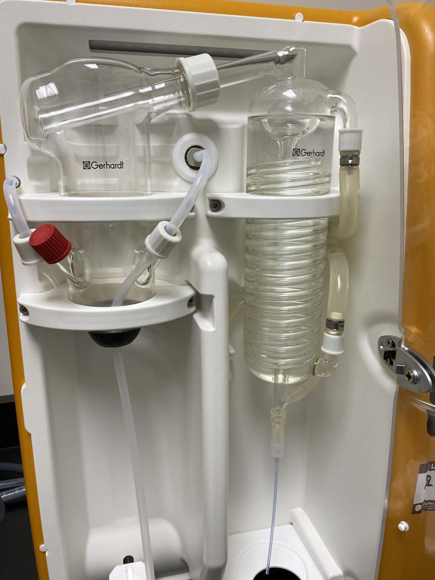 Gerhardt VAP 200 Vapodest Smart Steam Distillation System s/n 5200/18/0180 | Rig Fee: $50 or HC - Image 2 of 3