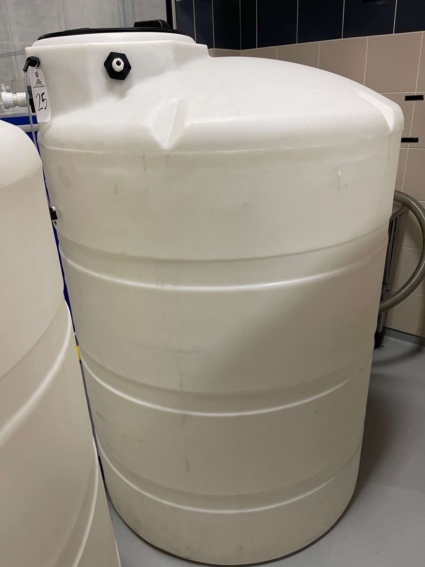 500 Gallon Poly Tank Used for R.O. Water | Rig Fee $150