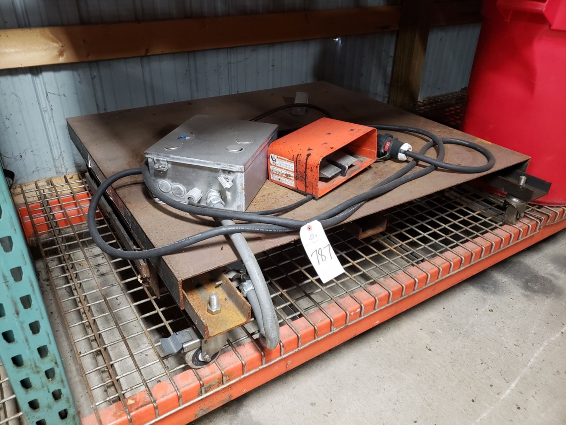 Electric Lift Table | Rig Fee $50