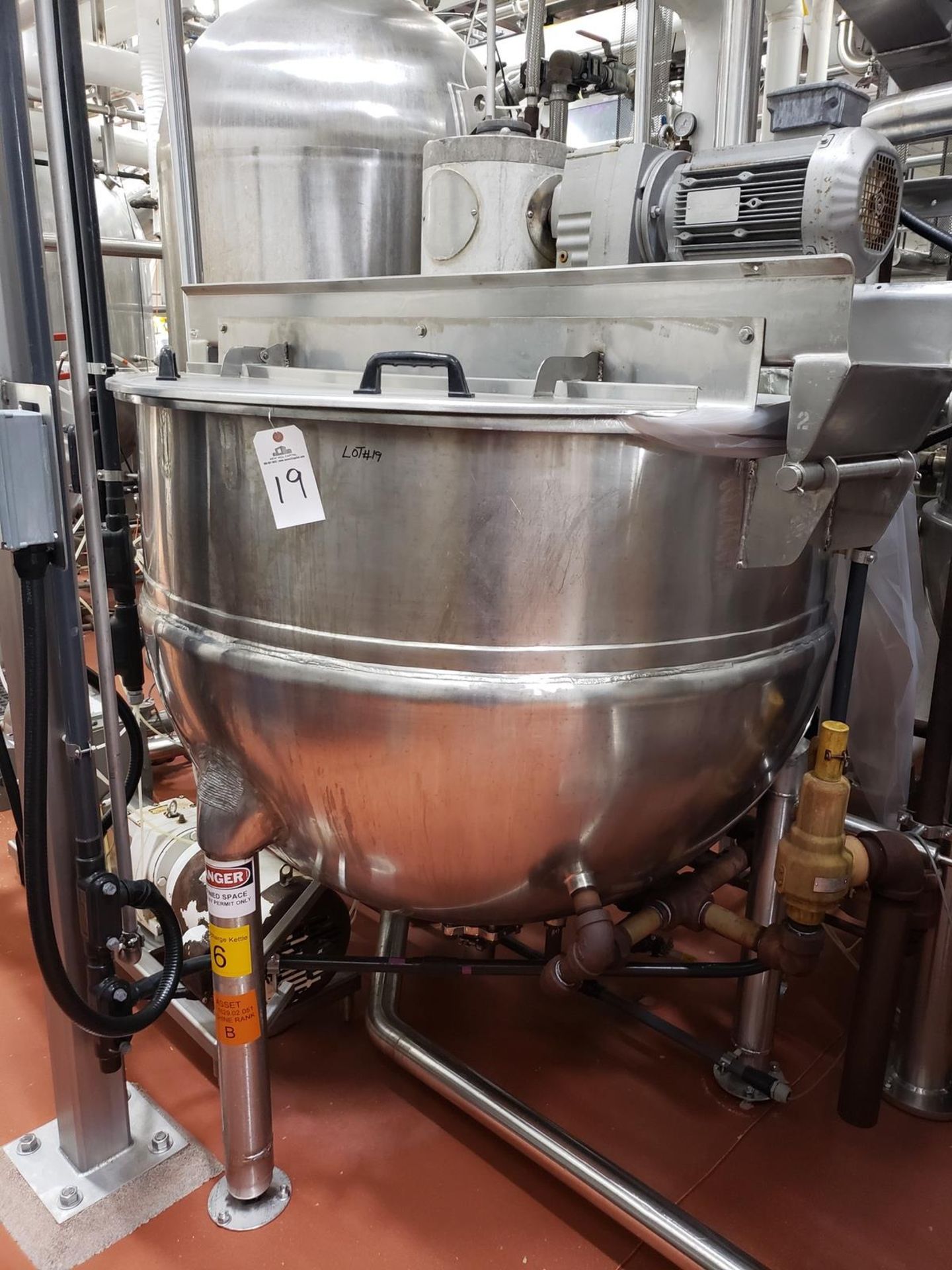 Hamilton 250 Gallon Jacketed, Scraped Surface, Agitated Cook Kettle (Missing Scraper | Rig Fee $600