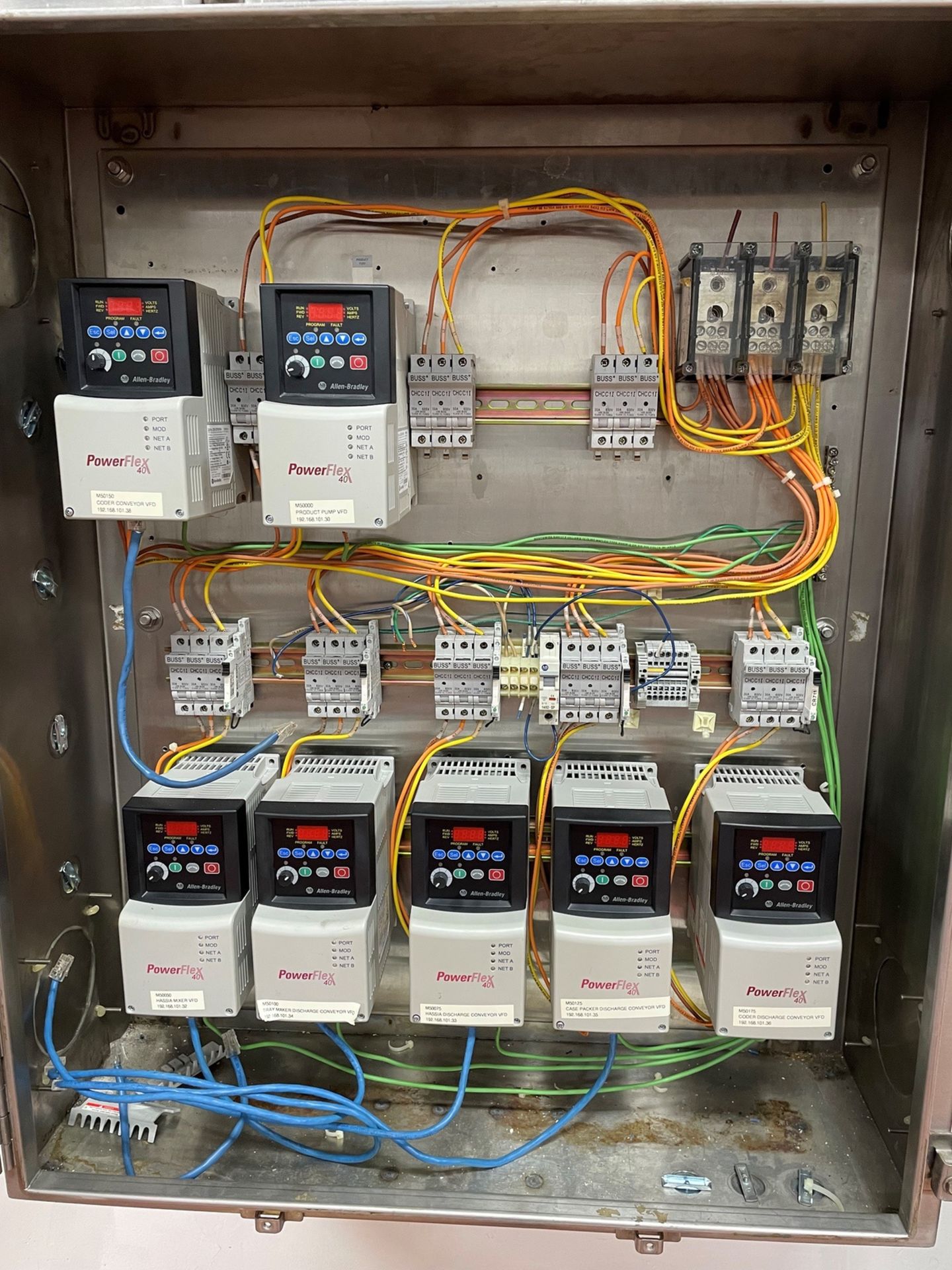 Stainless Steel Electrical Panel with (7) Allen Bradley Powerflex 40 VFDs | Rig Fee $150 - Image 3 of 3