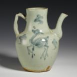 Ming Dynasty blue and white handling pot