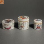Qing Dynasty no bispectrum cover box a group of three