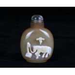 Agate snuff bottle from the Qing Dynasty