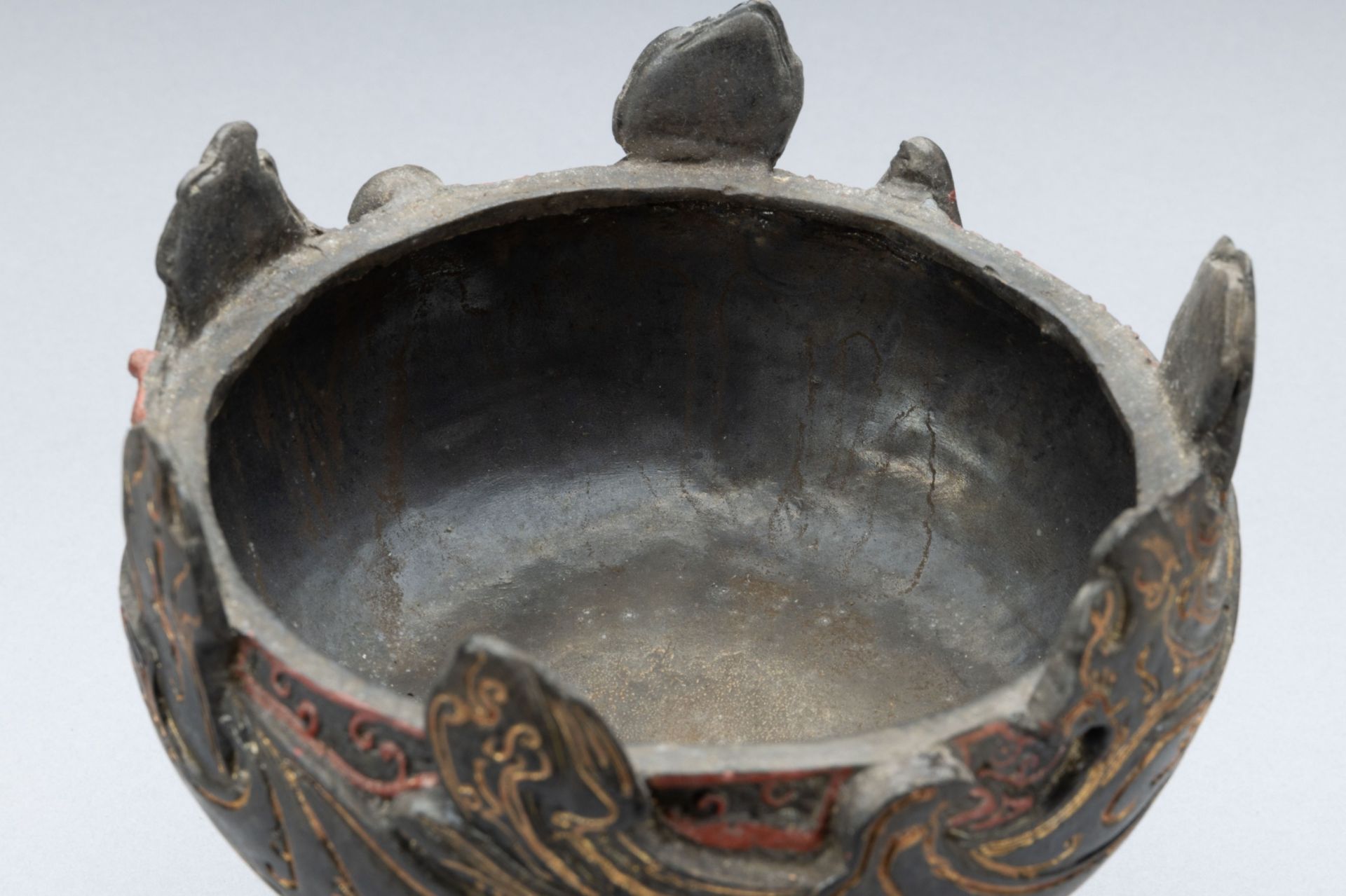 Copper tire boshan censer from the Han dynasty - Bild 4 aus 9