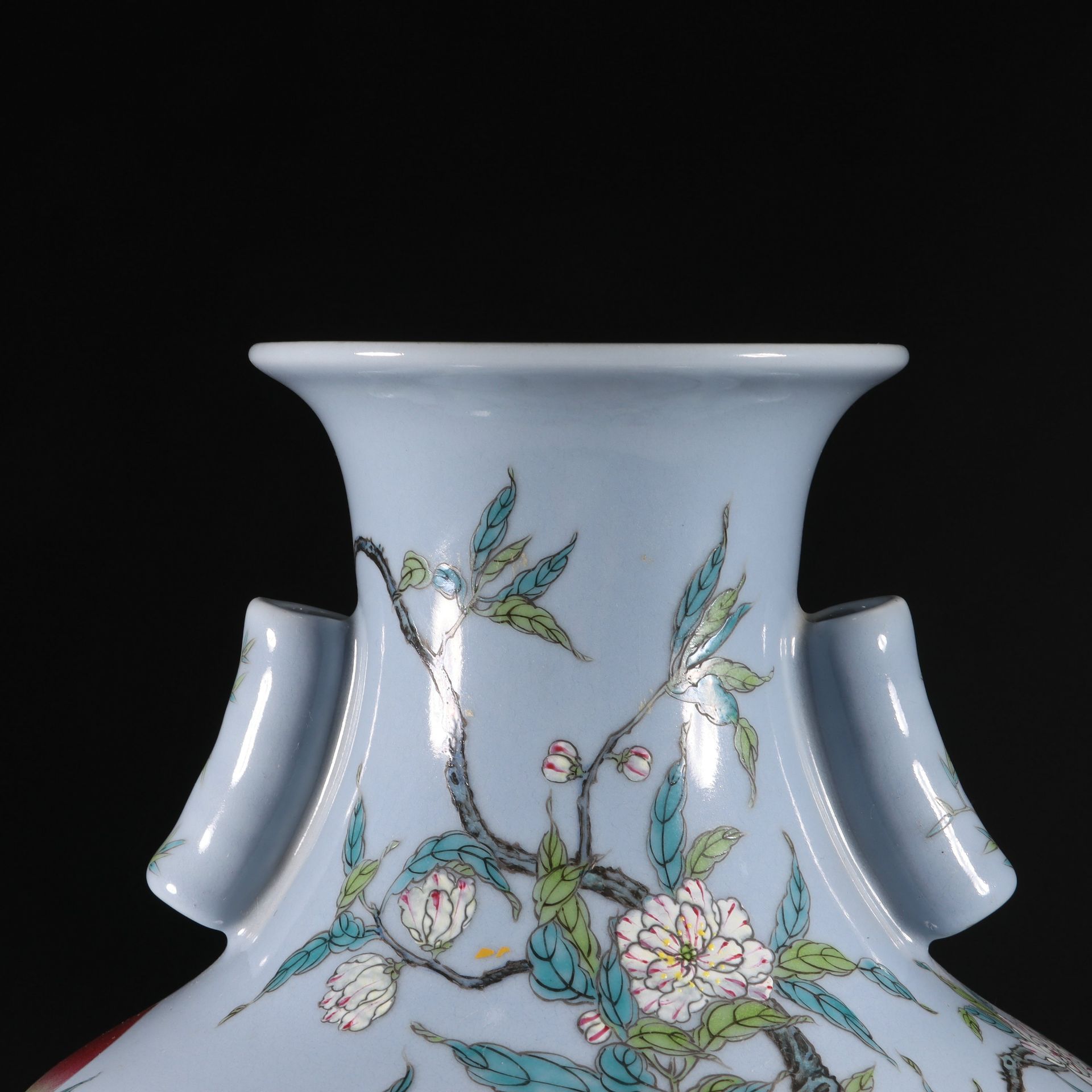 Pastel nine peach amphora from the Qing dynasty - Image 2 of 9