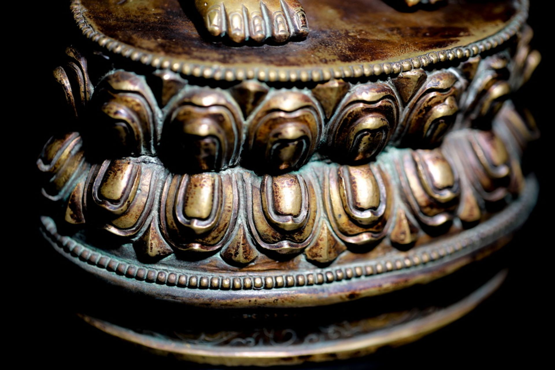 Kashmiri Style alloy bronze lotus hand Bodhisattva from the 13th century - Image 9 of 16