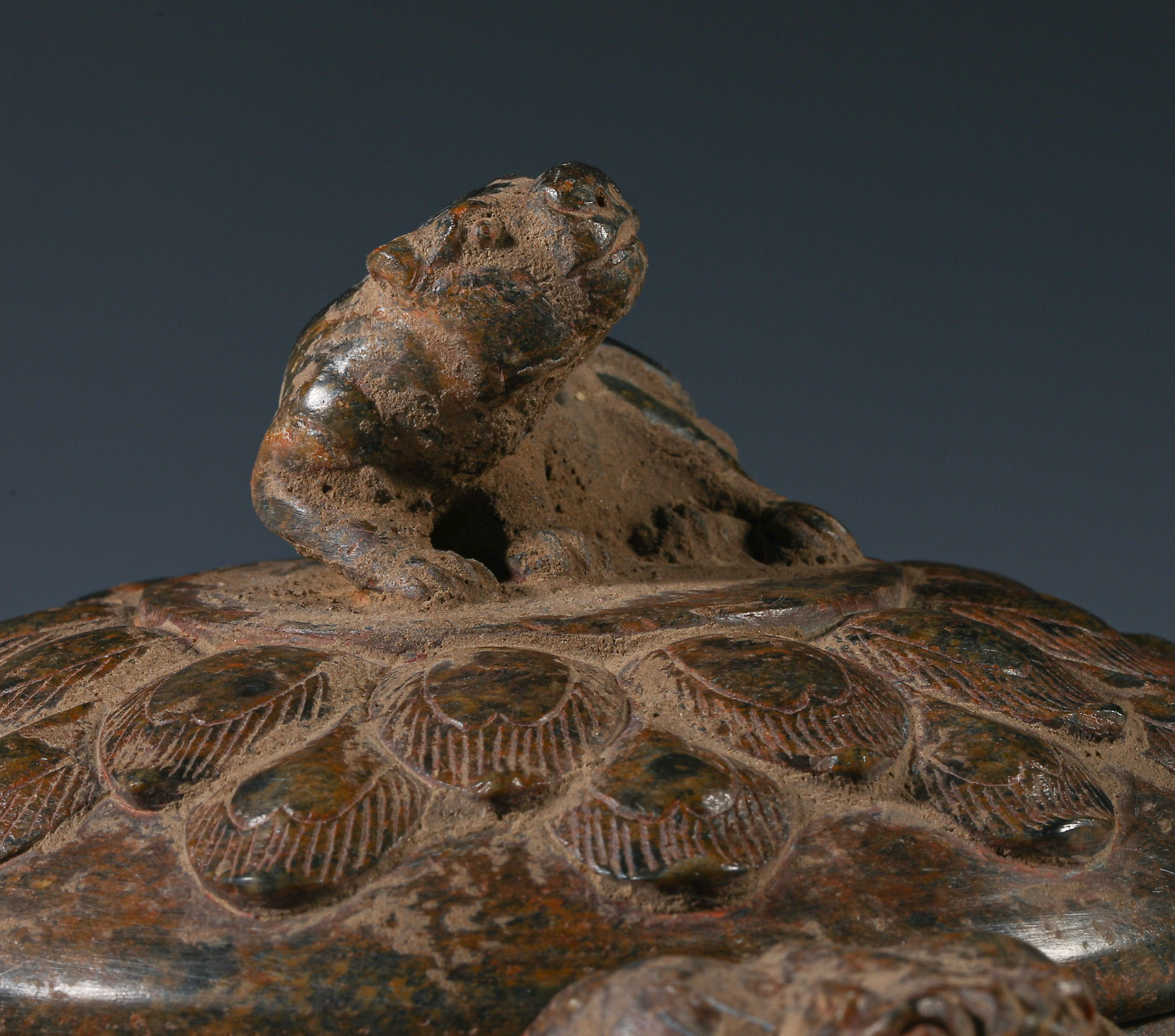 Copper incense burner  from the Han dynasty  - Image 6 of 11