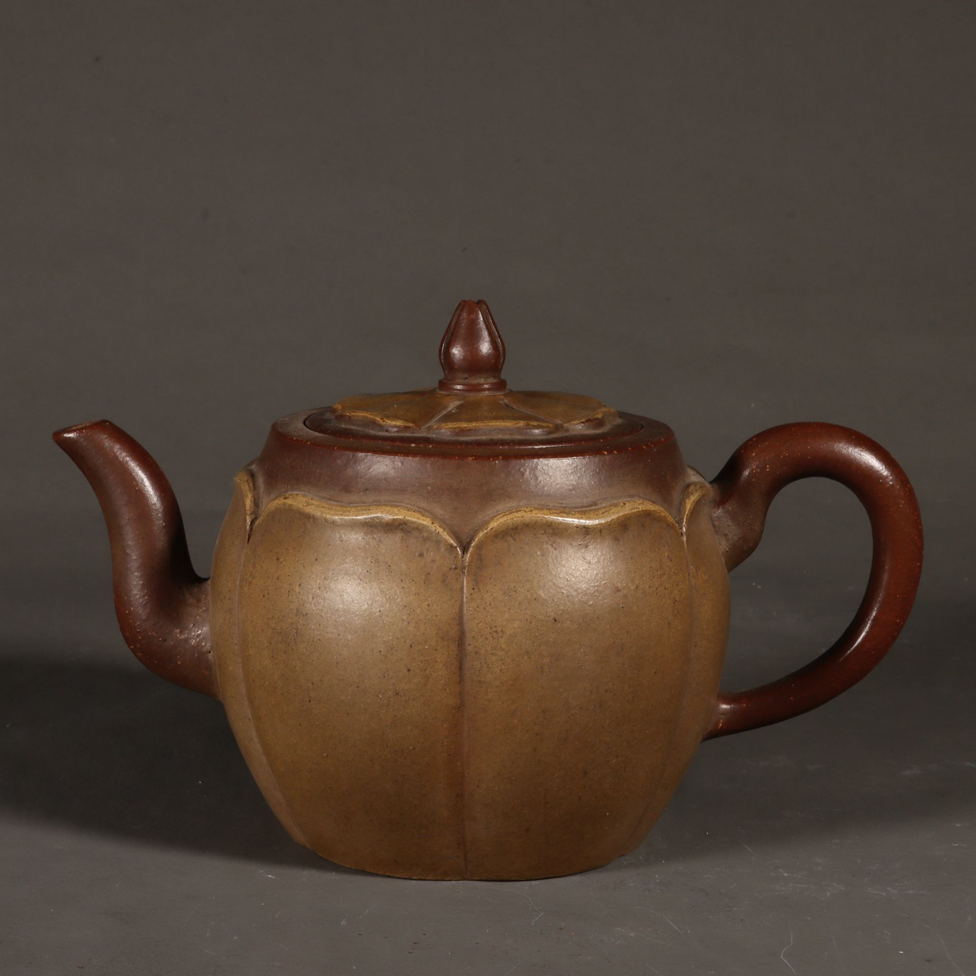 Purple clay pot from the Qing Dynasty - Image 2 of 9