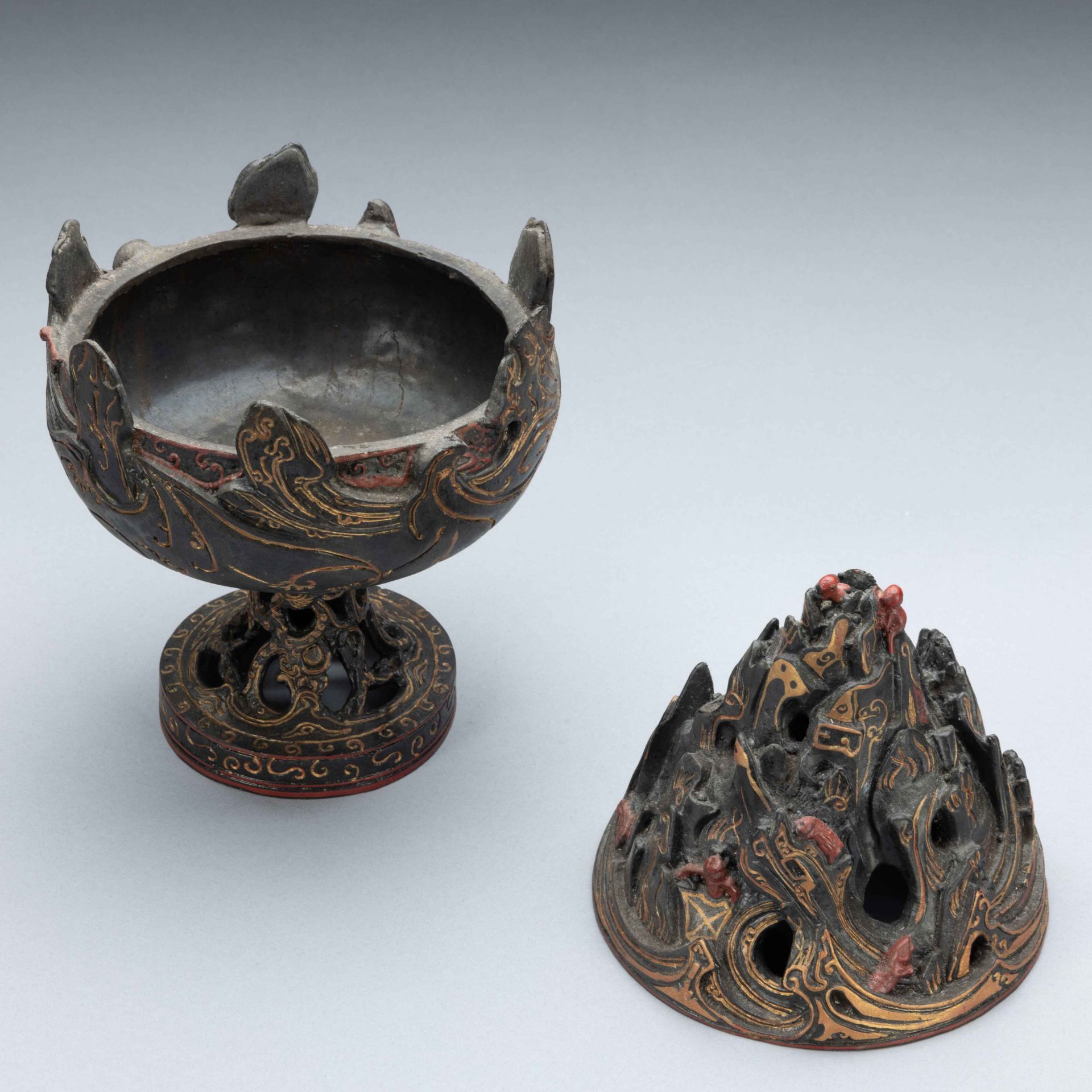 Copper tire boshan censer from the Han dynasty - Bild 7 aus 9