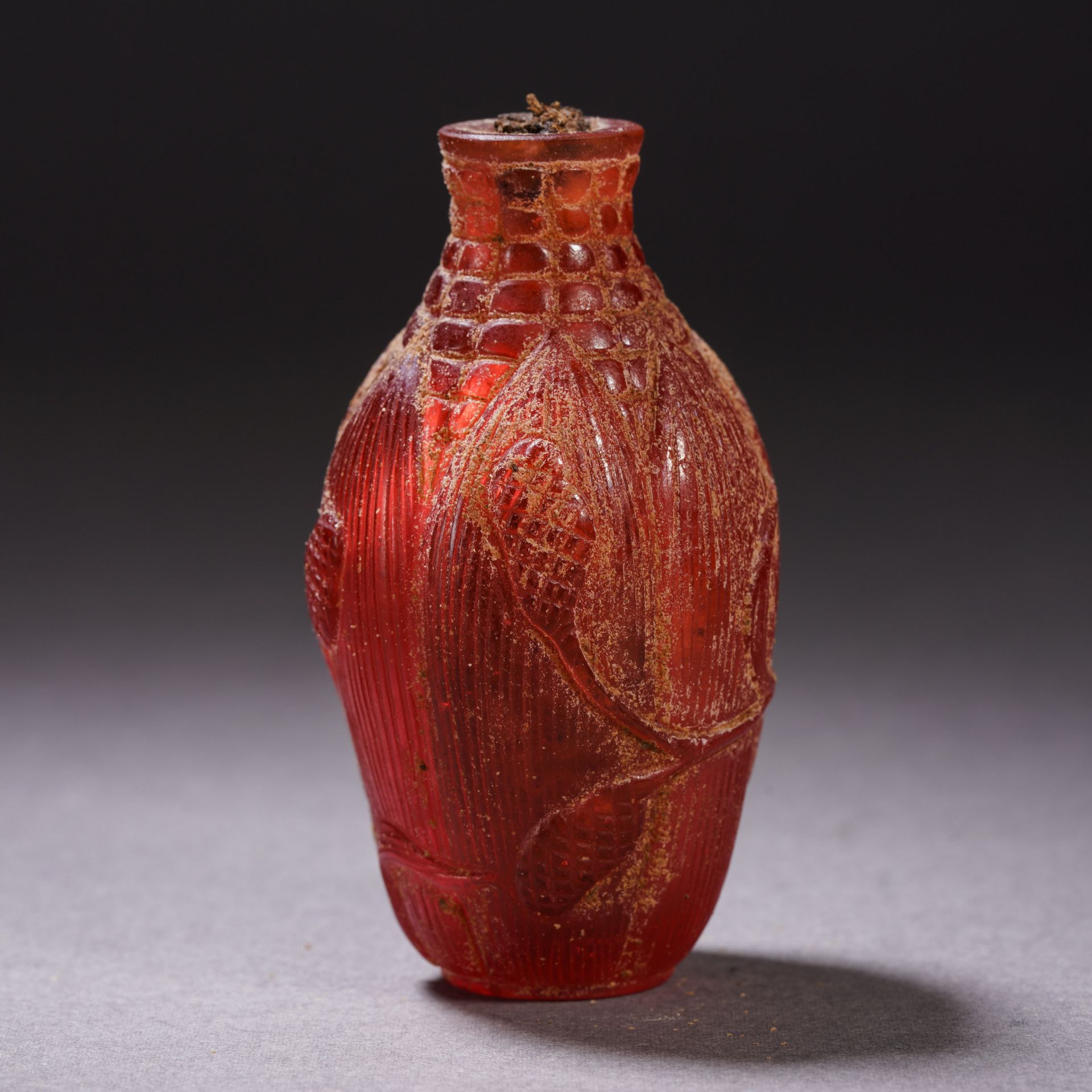 A feeder snuff bottle from the Qing Dynasty - Bild 3 aus 6