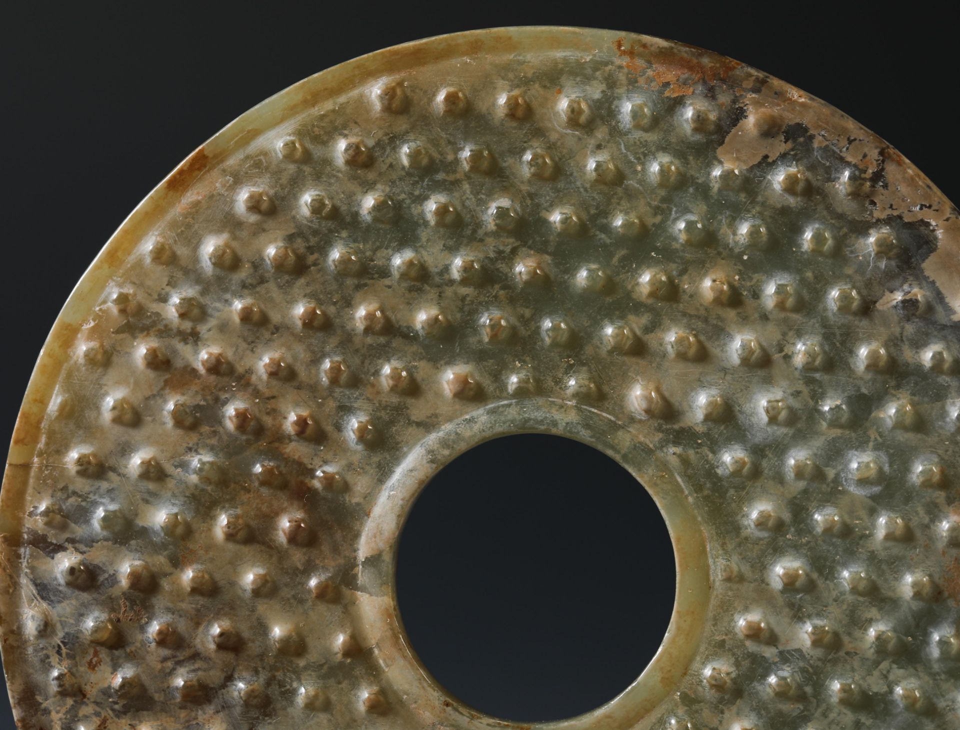 Hetian jade drum nail grain jade wall from  the Han dynasty - Bild 5 aus 6