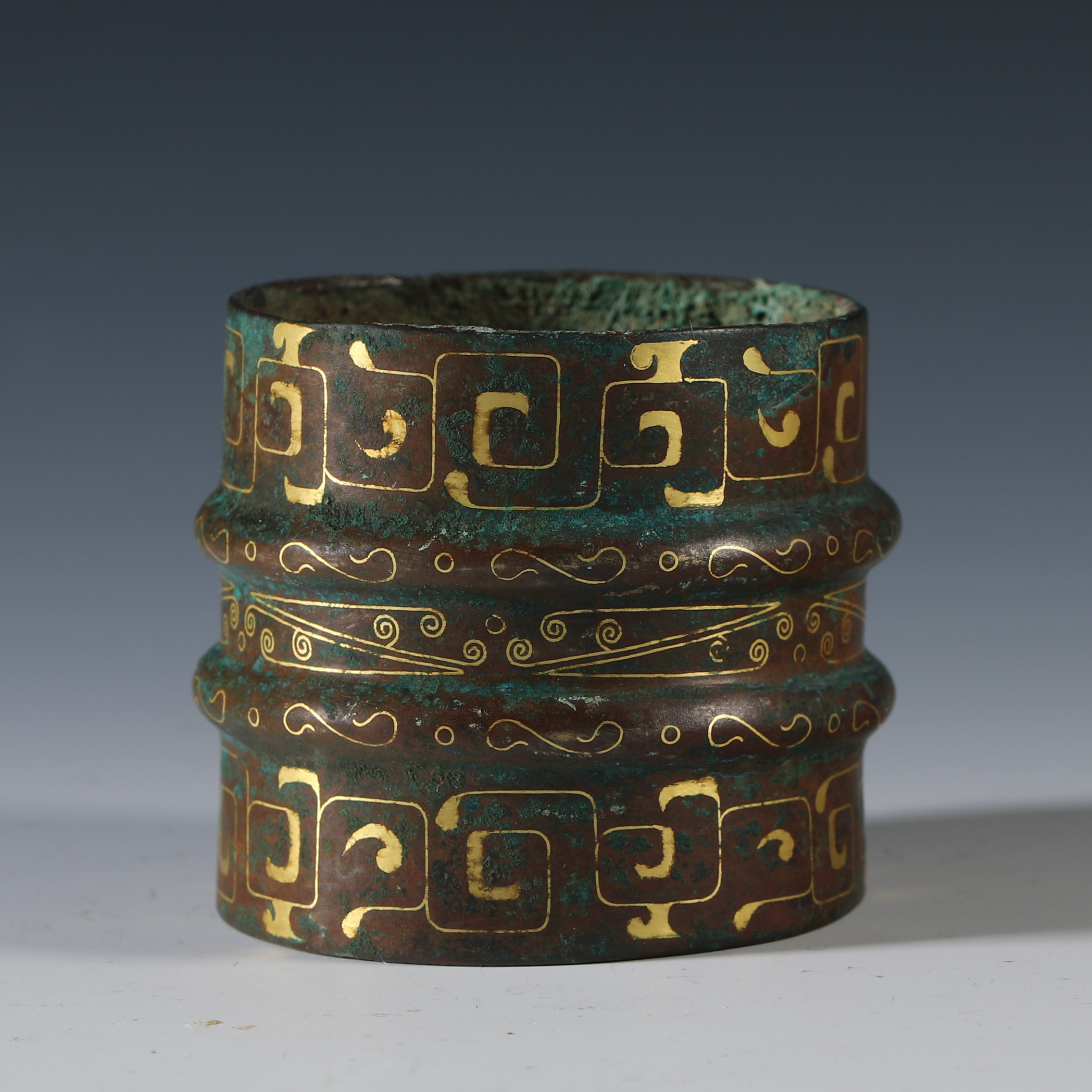 A group of copper and gold components  from the Han dynasty  - Image 4 of 7