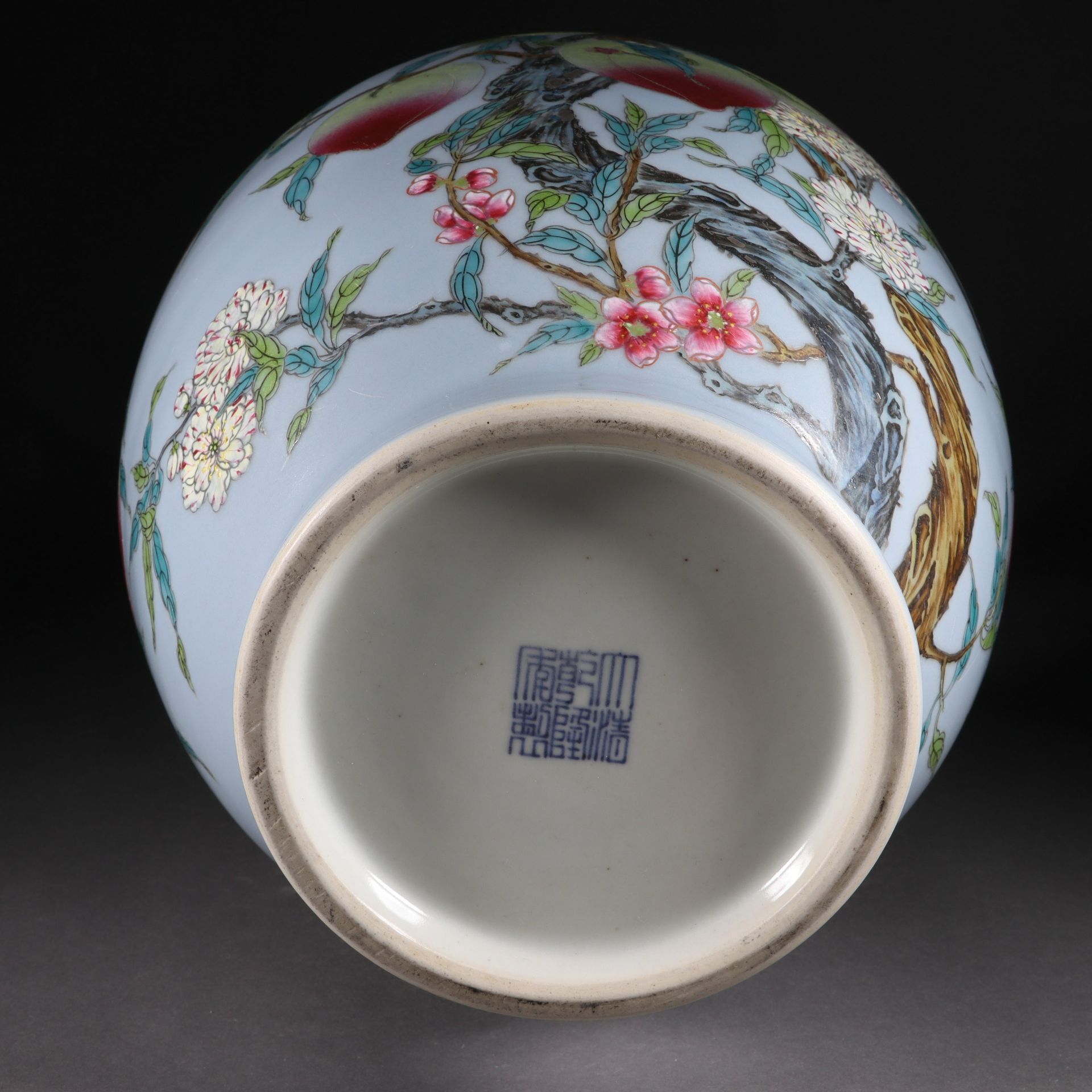 Pastel nine peach amphora from the Qing dynasty - Image 9 of 9