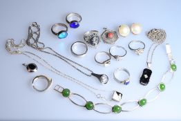 Posten Silberschmuck