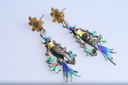 Paar antike Ohrgehänge