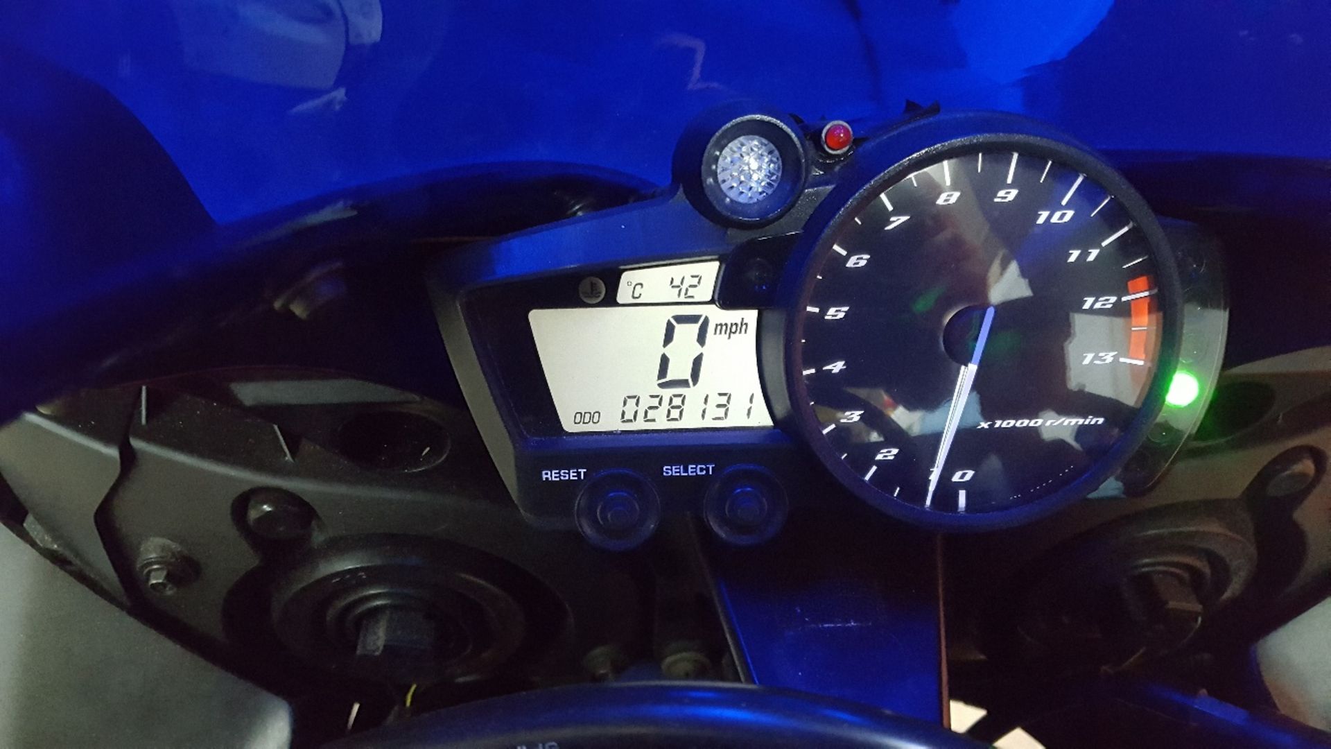 2003 Yamaha YZF-R1 Motorcycle. 998cc. Blue. Mileage: 28k. NO VAT. - Image 8 of 12