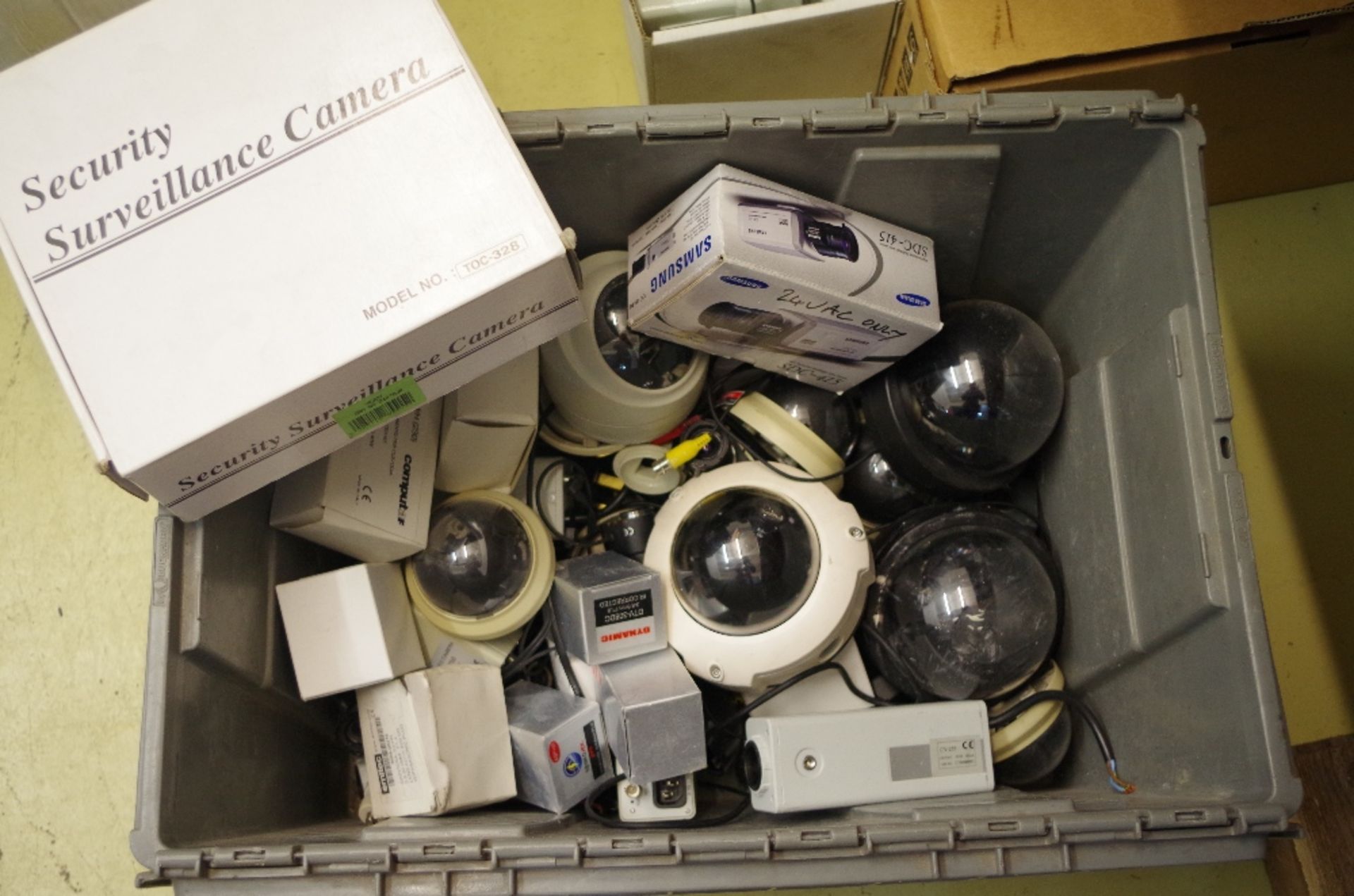 Box of assorted CCTV cameras, incl dome cameras. NO VAT.