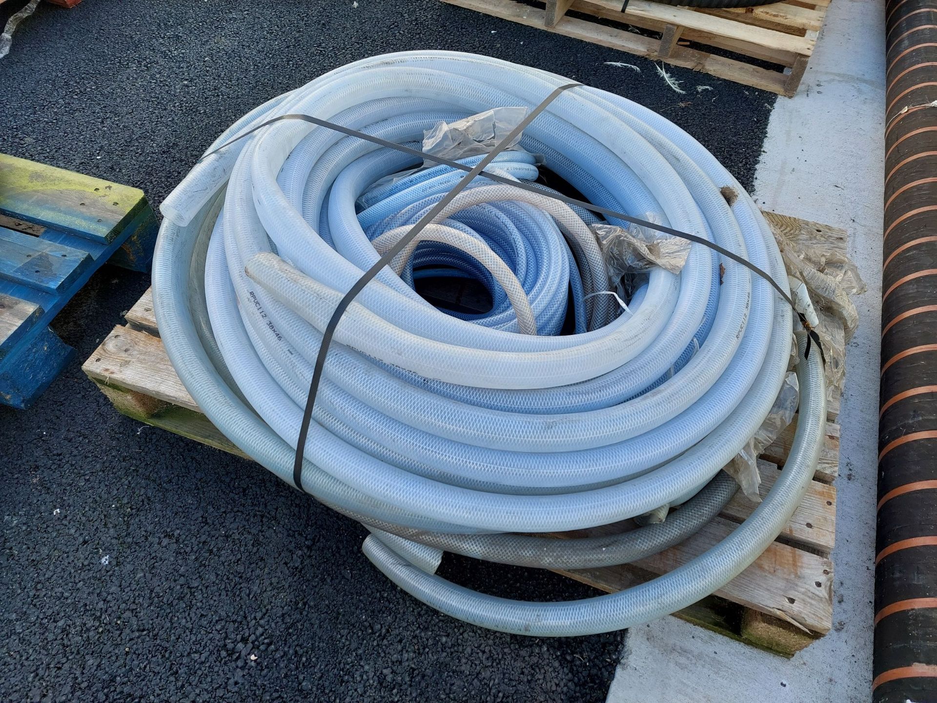 Pallet of clear HP Hose RPVC112 38 x 46. NO VAT.