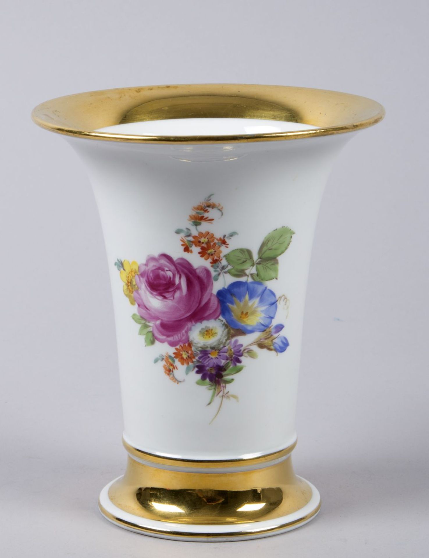 Vase Polychrome florale Bemalung.