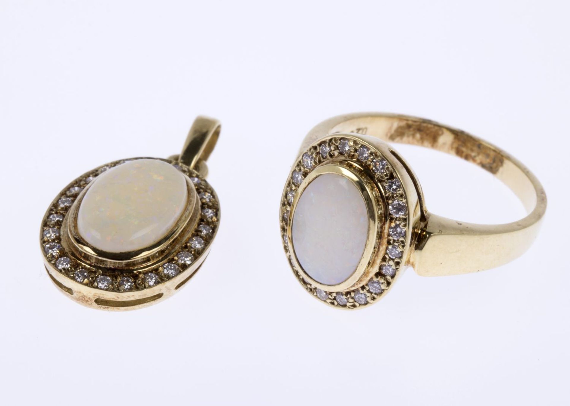 Set aus Opal-Brillant-Ring und