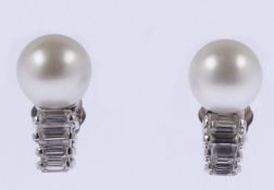 Ein Paar Perl-Diamant-Ohrstecker