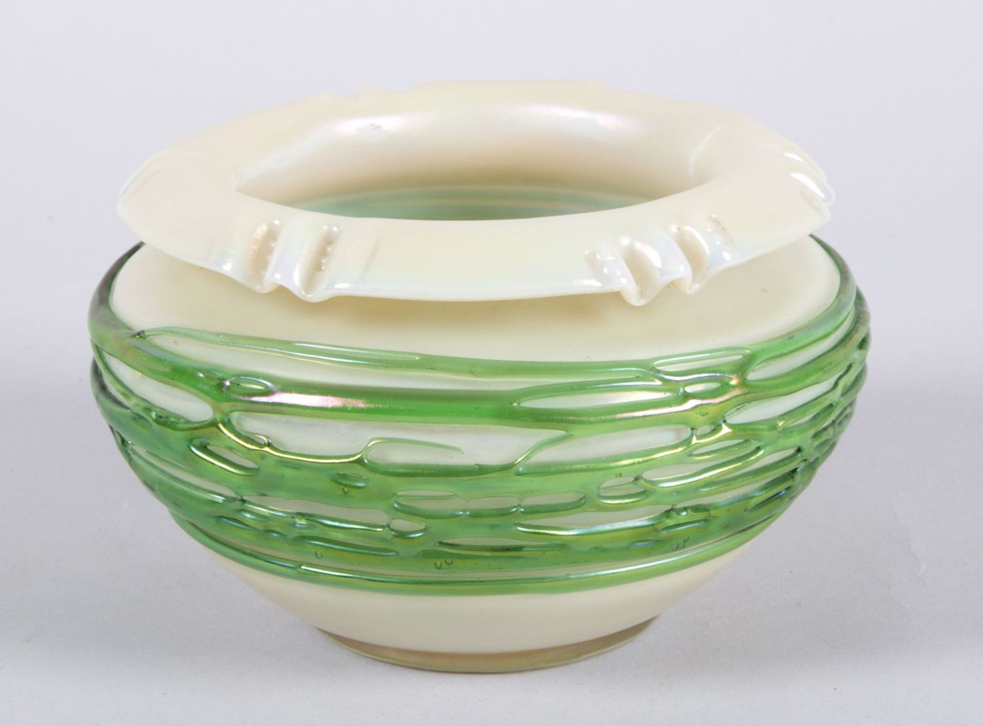 Jugendstil-Vase Farbloses Glas, mit