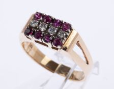 Rubin-Brillant-Ring Gelbgold und