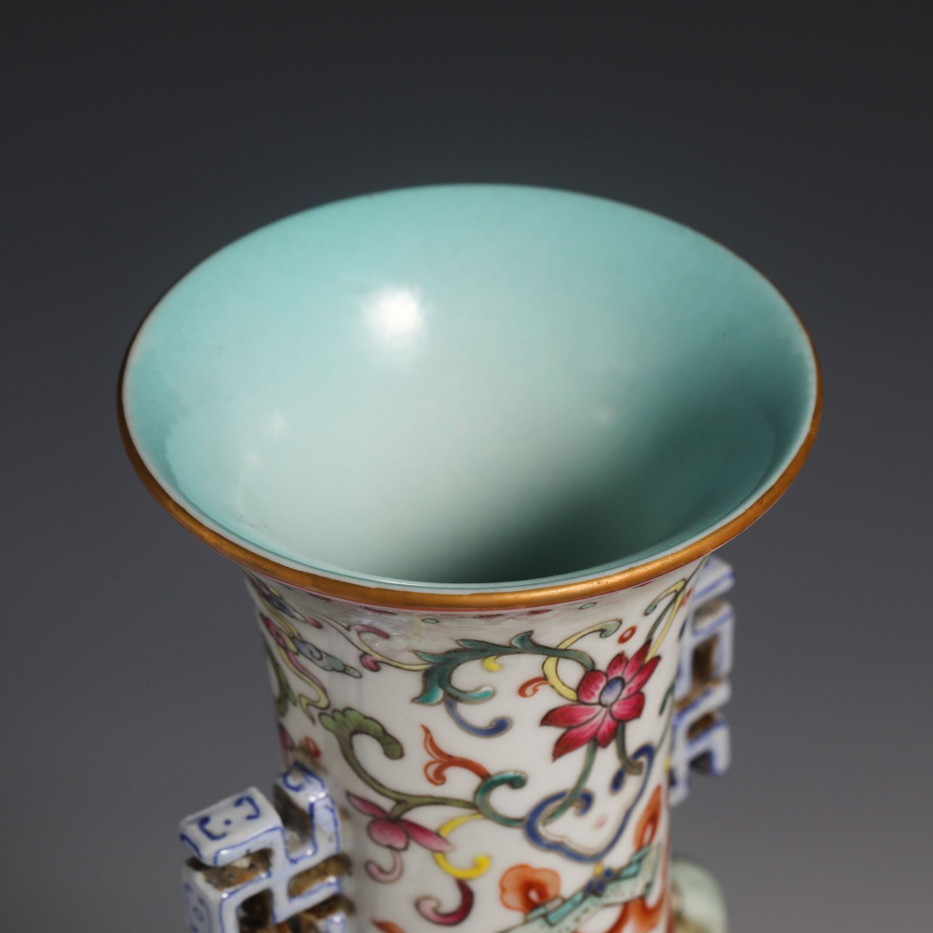 18th Century Pastel Lotus Double-Eared Vase - Image 8 of 10