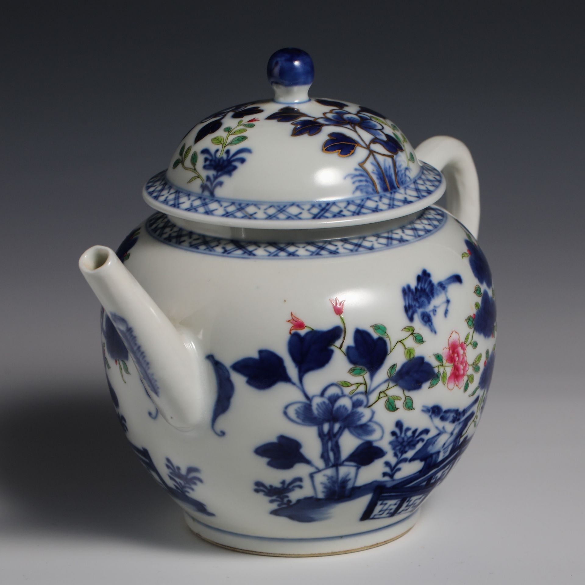 Eighteenth Century Blue and White Figure Teapot - Image 4 of 10