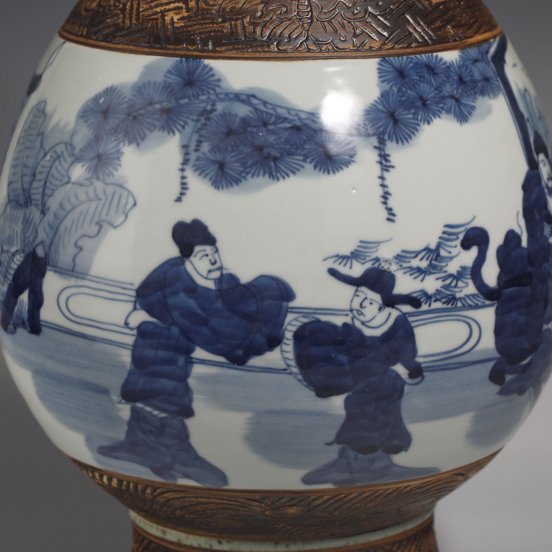 18th Century Blue and White Porcelain Vase - Image 6 of 14