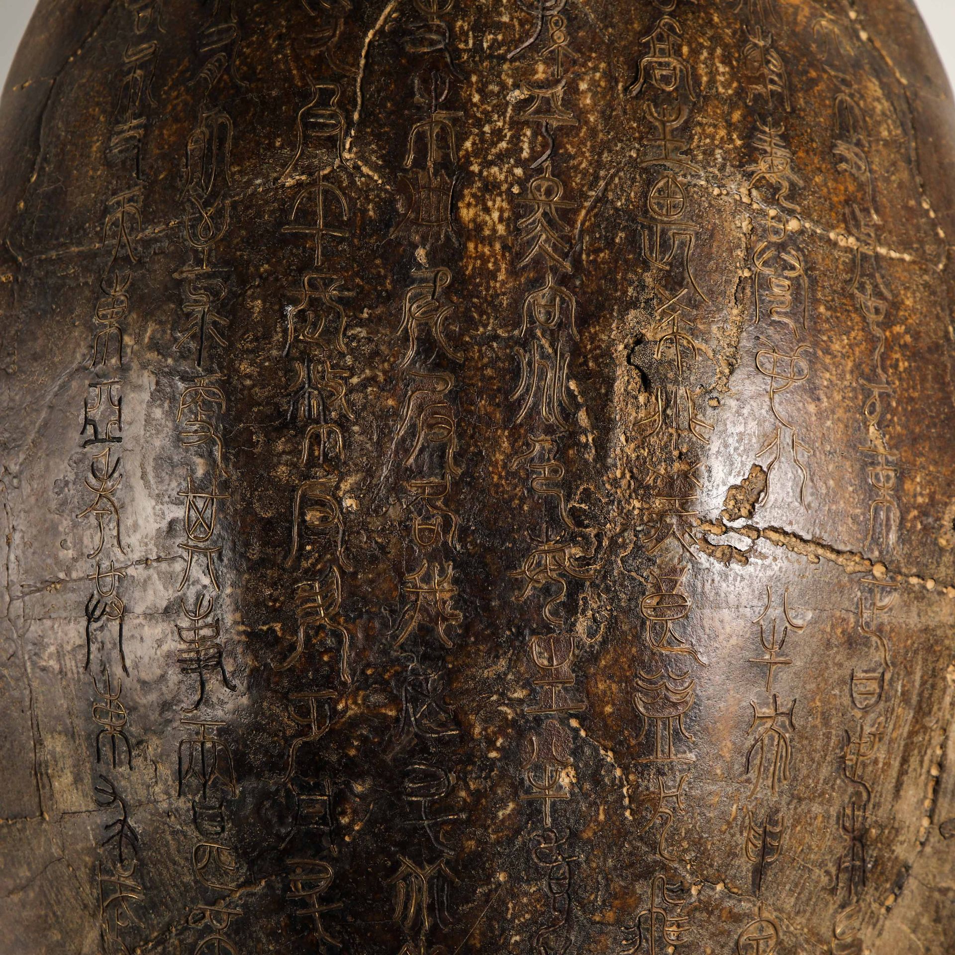 16th Century Inlaid Tortoise Shell - Image 5 of 14