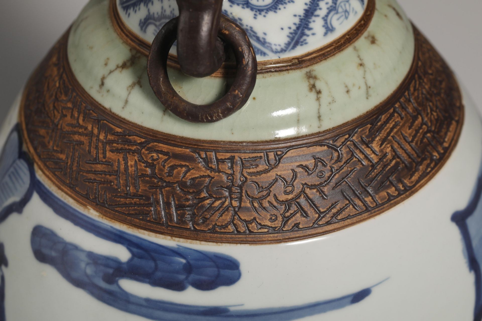 18th Century Blue and White Porcelain Vase - Image 5 of 14
