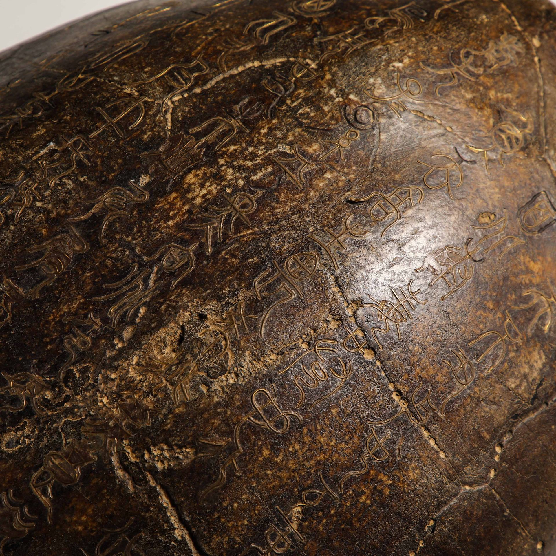 16th Century Inlaid Tortoise Shell - Image 7 of 14