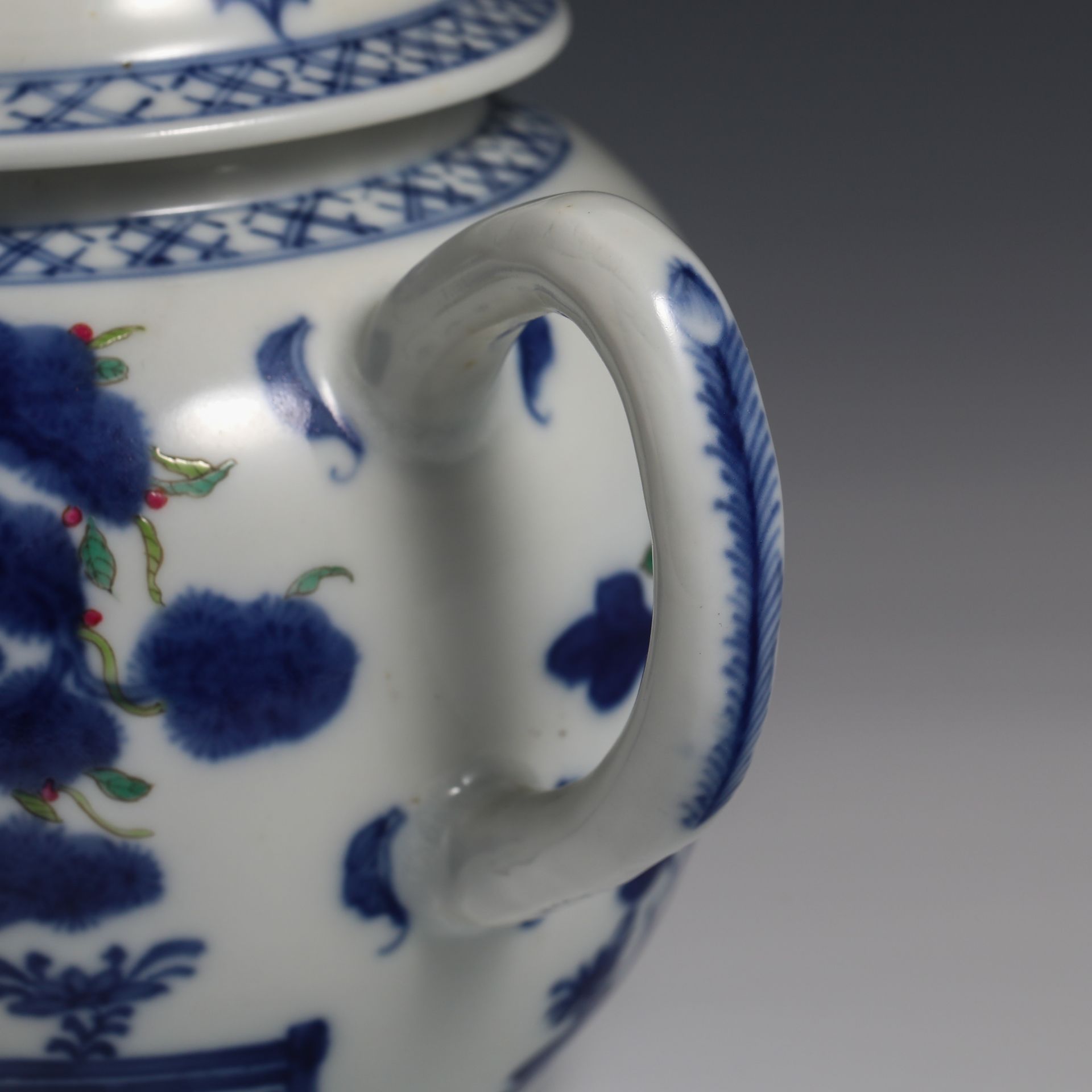 Eighteenth Century Blue and White Figure Teapot - Image 7 of 10