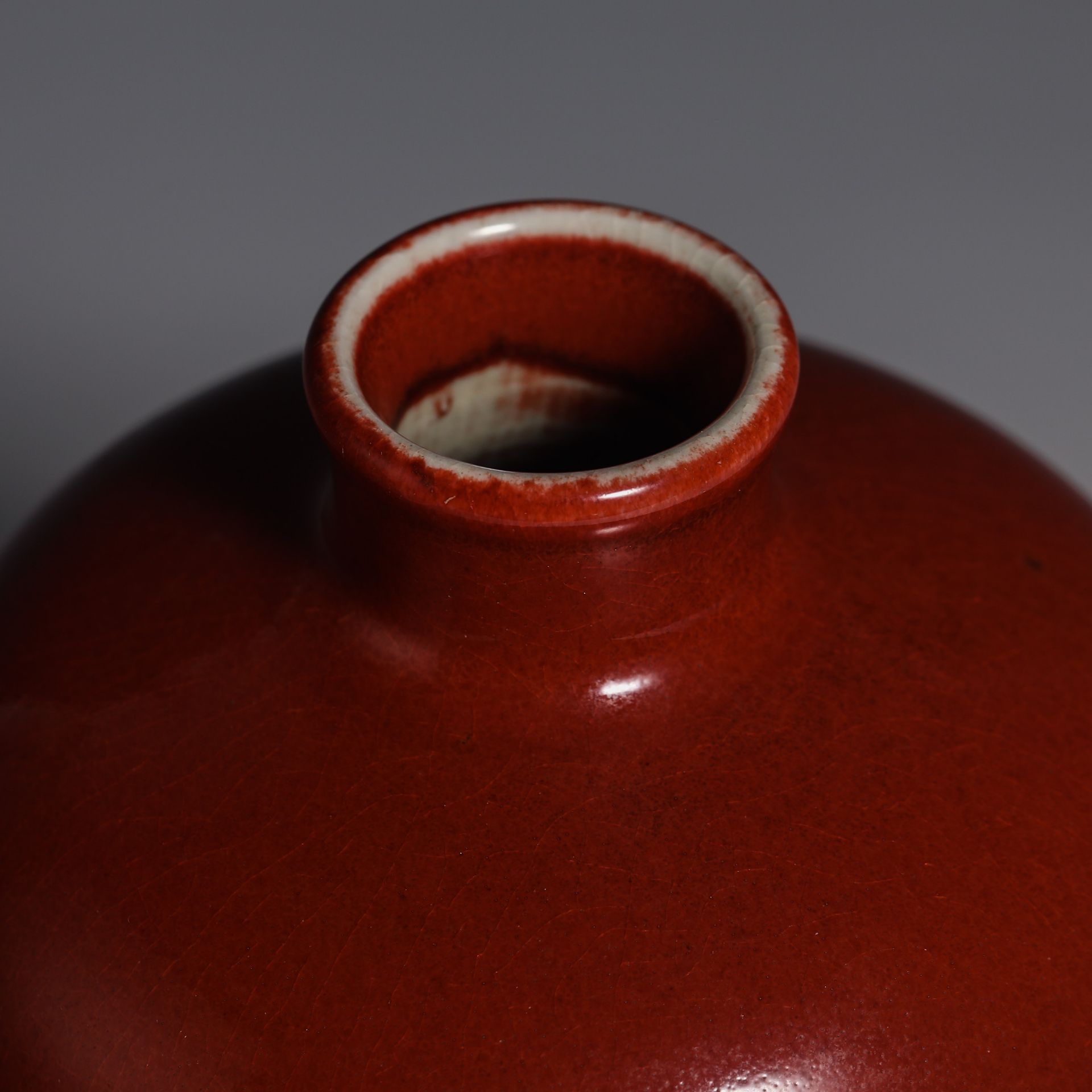 18th Century Jun Red-Glazed Plum Vase - Bild 4 aus 8