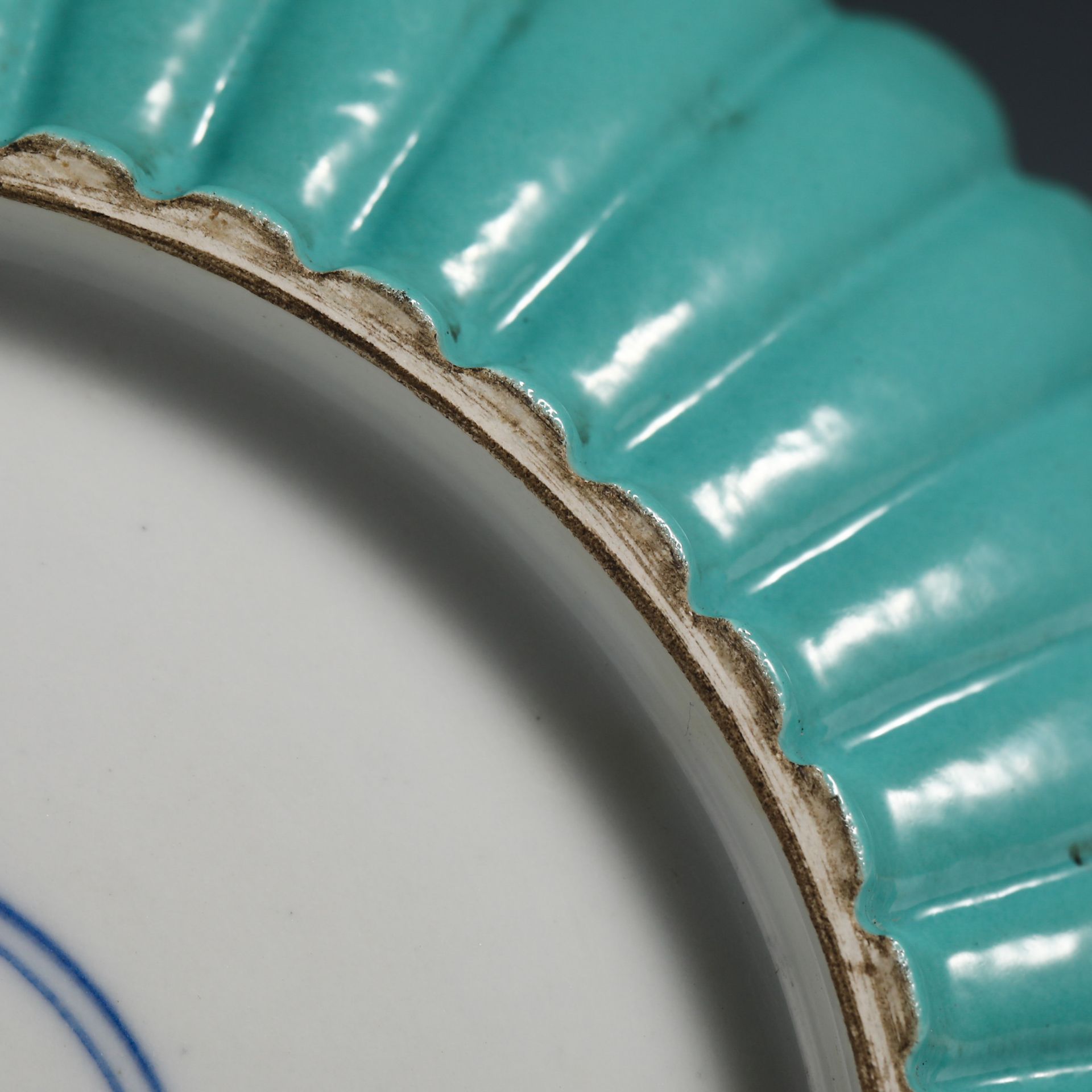 Pair of Turquoise-Glazed Plates, 18th century - Image 7 of 7