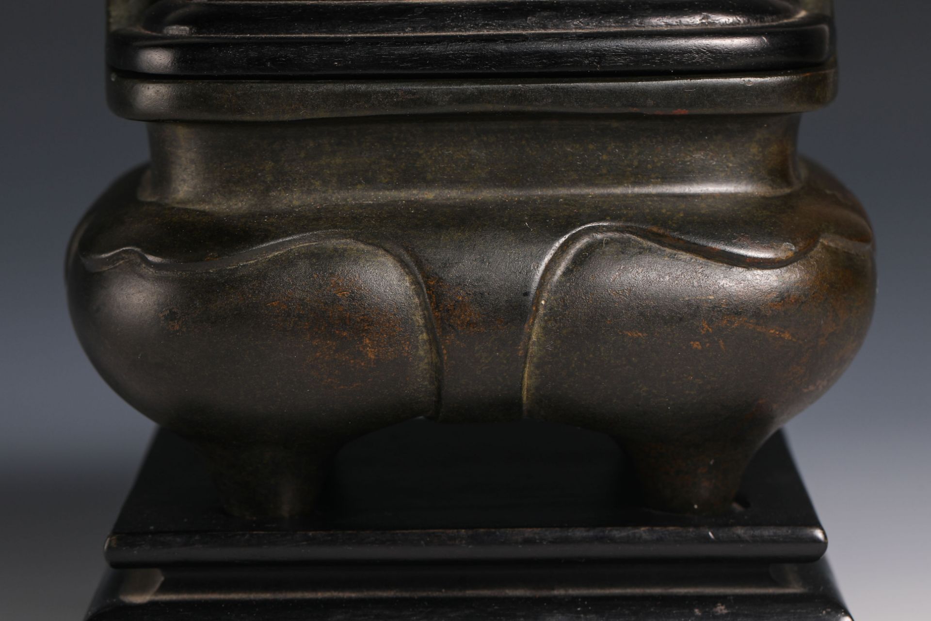 18th Century Bronze Incense Burner - Image 2 of 8