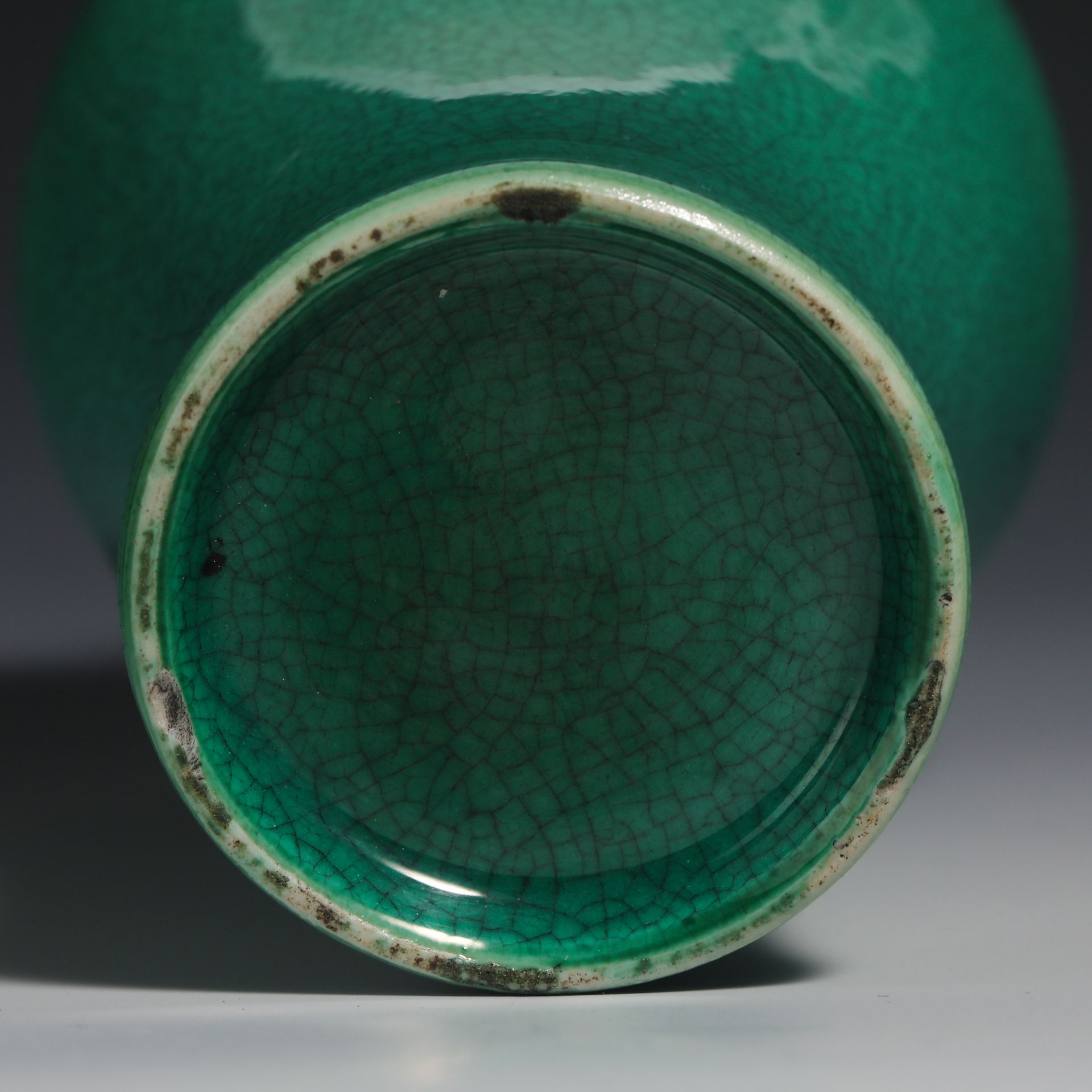 18th Century Apple Green Glazed Plum Vase - Bild 8 aus 8