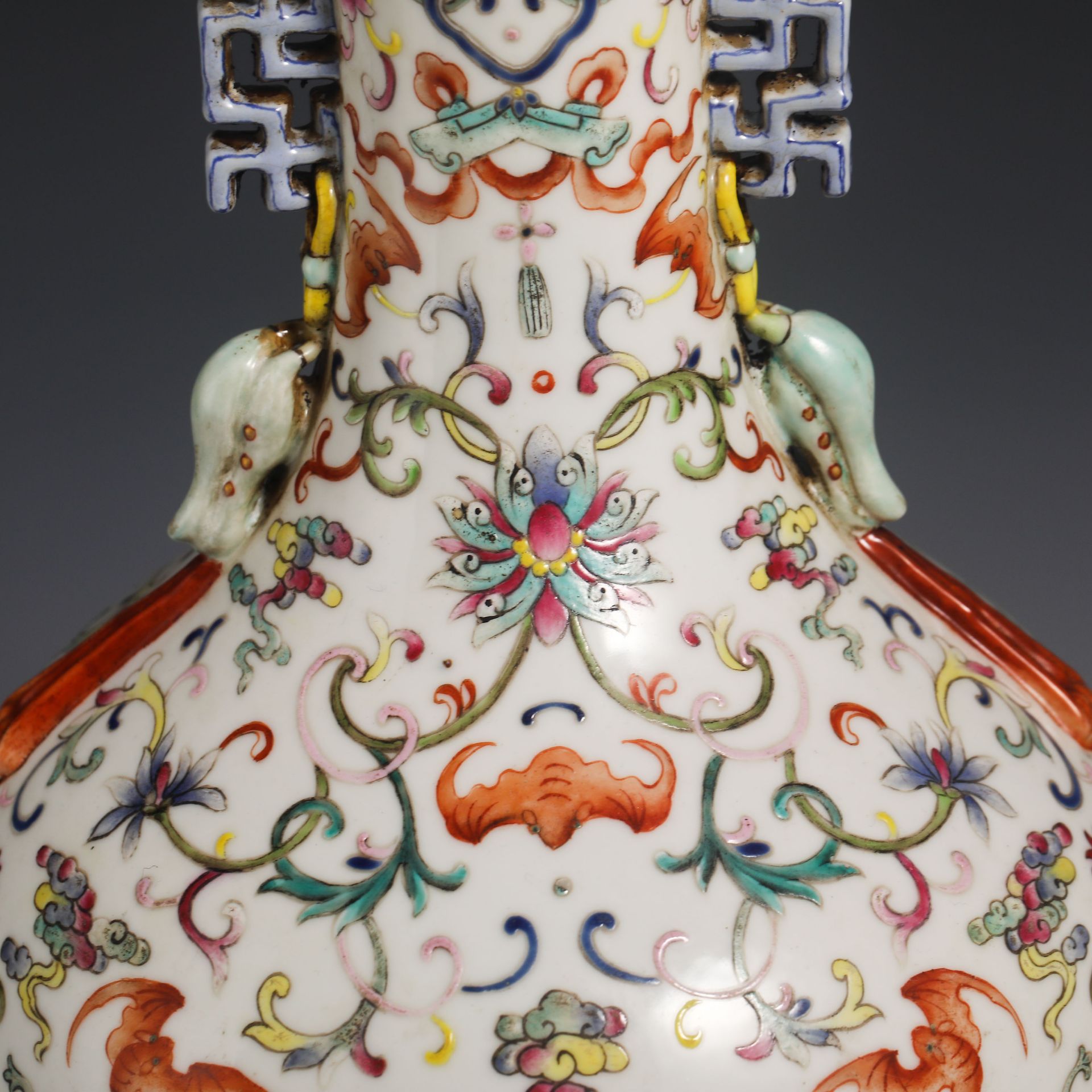 18th Century Pastel Lotus Double-Eared Vase - Image 3 of 10