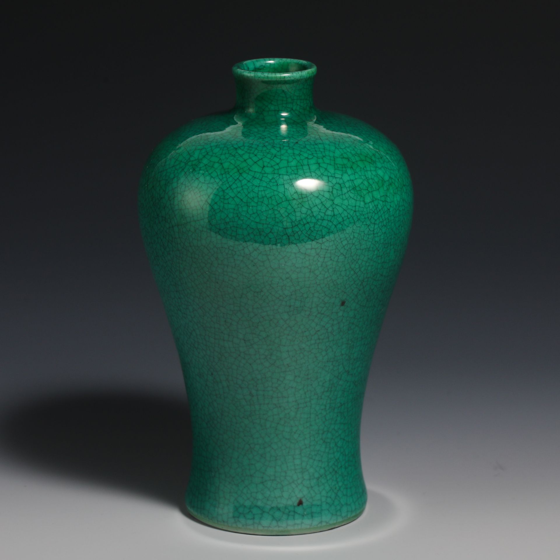 18th Century Apple Green Glazed Plum Vase - Bild 3 aus 8