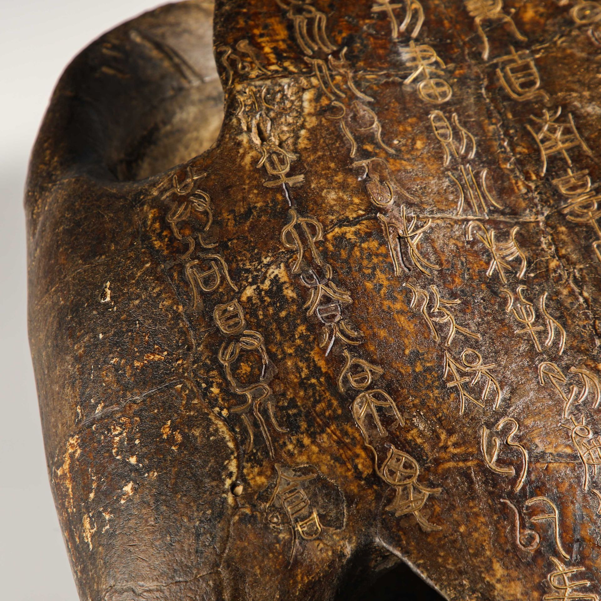 16th Century Inlaid Tortoise Shell - Image 13 of 14
