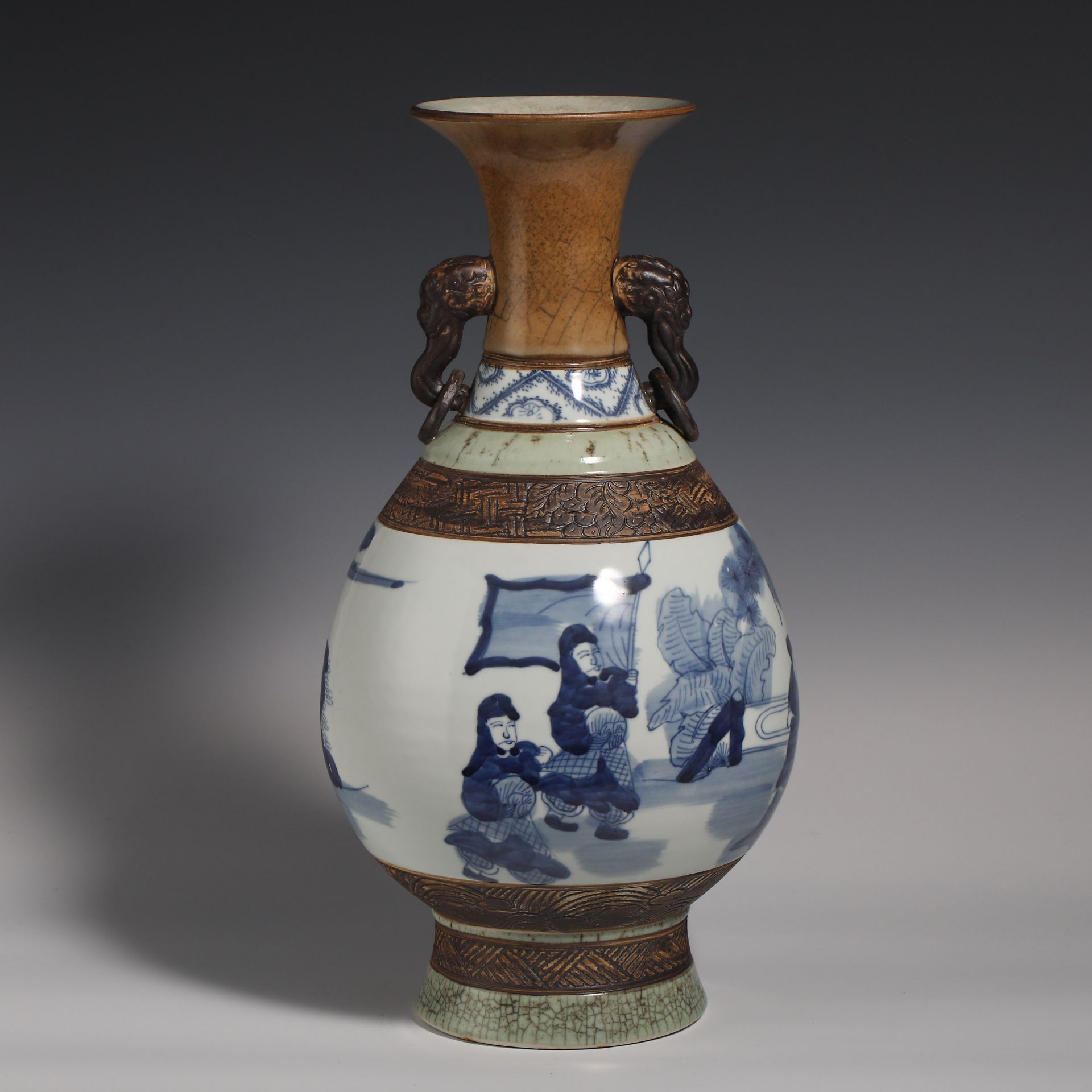 18th Century Blue and White Porcelain Vase - Image 7 of 14