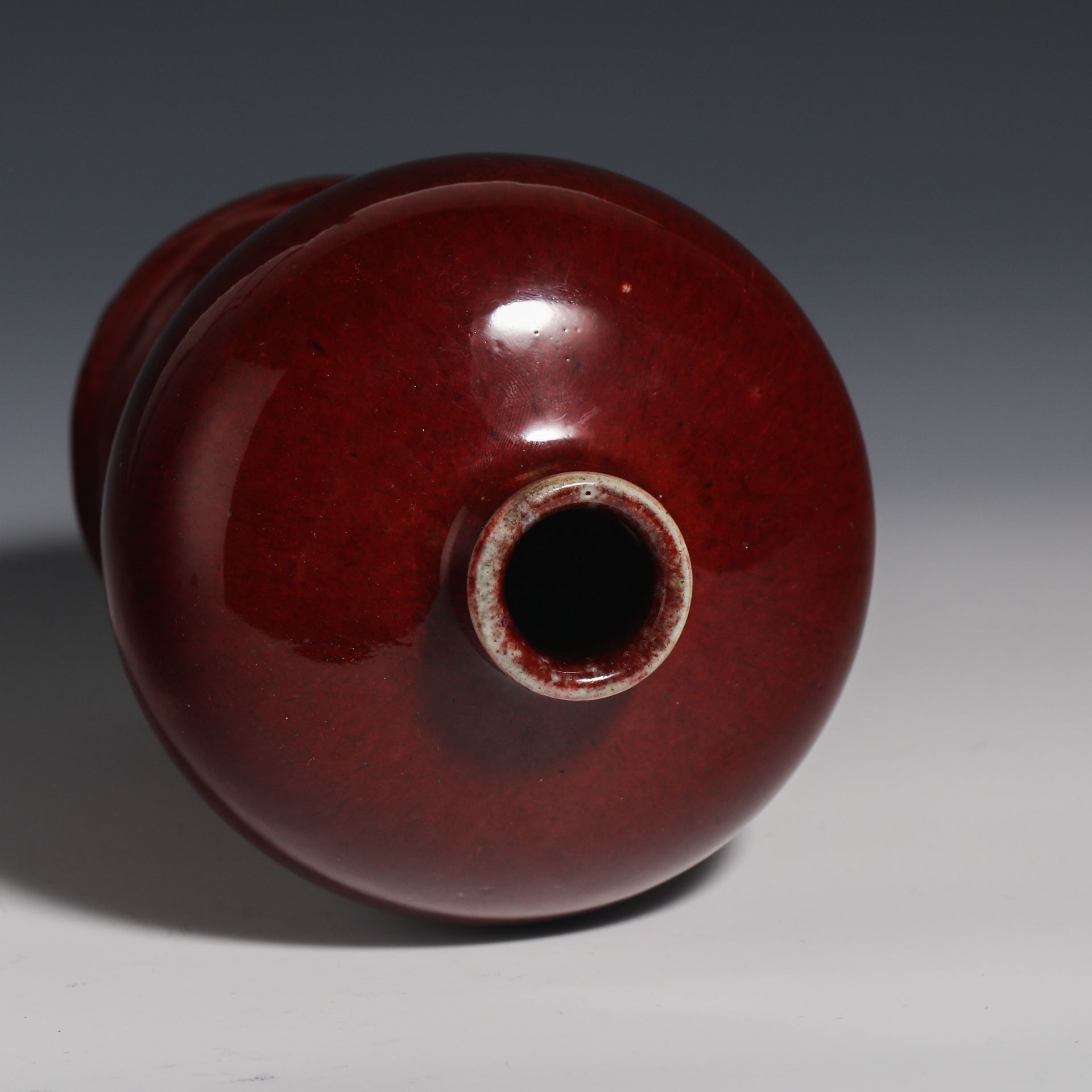 18th Century Ji Red Glazed Plum Vase - Image 5 of 8